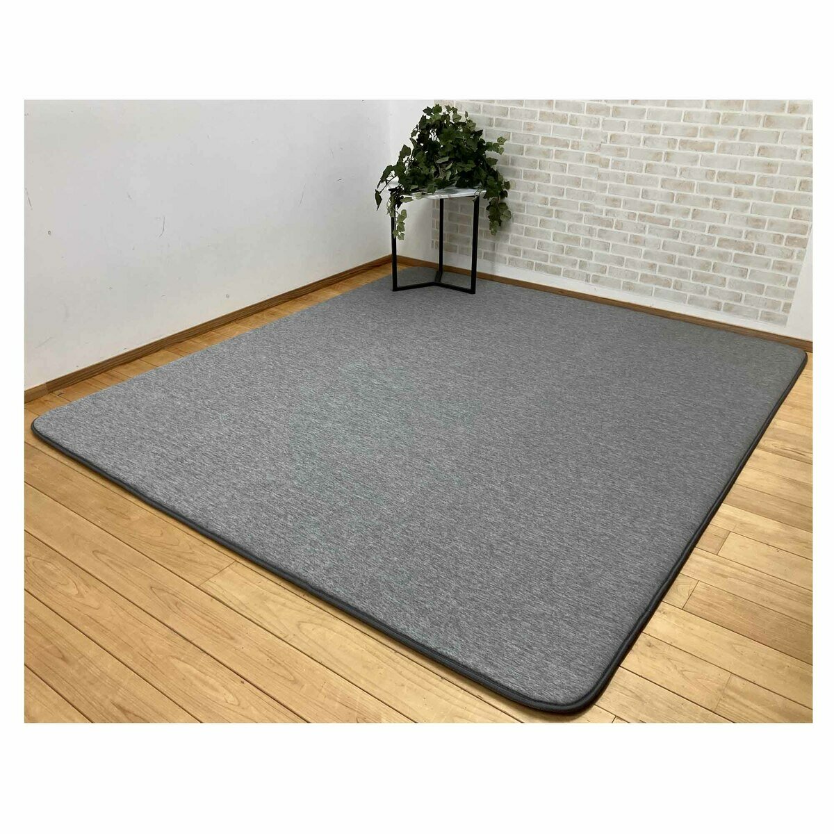 昭和西川 極厚冷感ラグ グレー 昭和西川 極厚冷感ラグ グレー