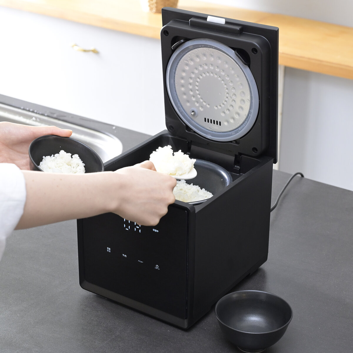 YAMAZEN マイコン炊飯器4合 YJS-CM072(B)