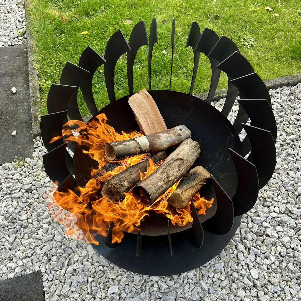 Redfire Barkley XL 焚き火台 | Costco Japan