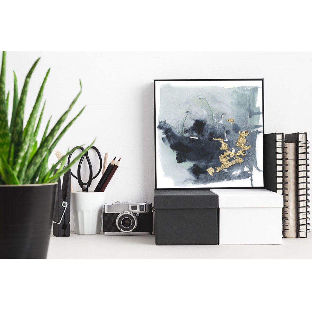 額縁　コストコ製 コストコで額縁買ったから、とりあえず付けますわ。 | かっとし