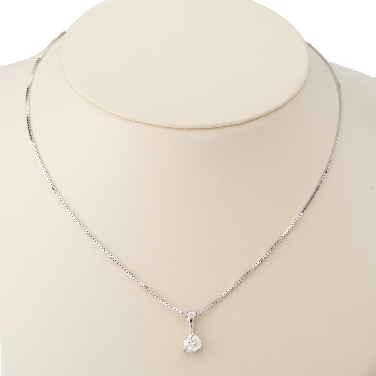 18K ホワイトゴールド 0.5カラット ダイヤモンド ペンダント