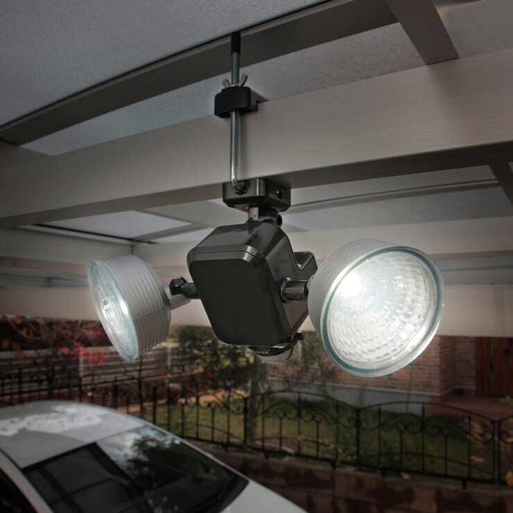 RITEX フリーアーム式 LED乾電池センサーライト3.5W×2灯 LED-265