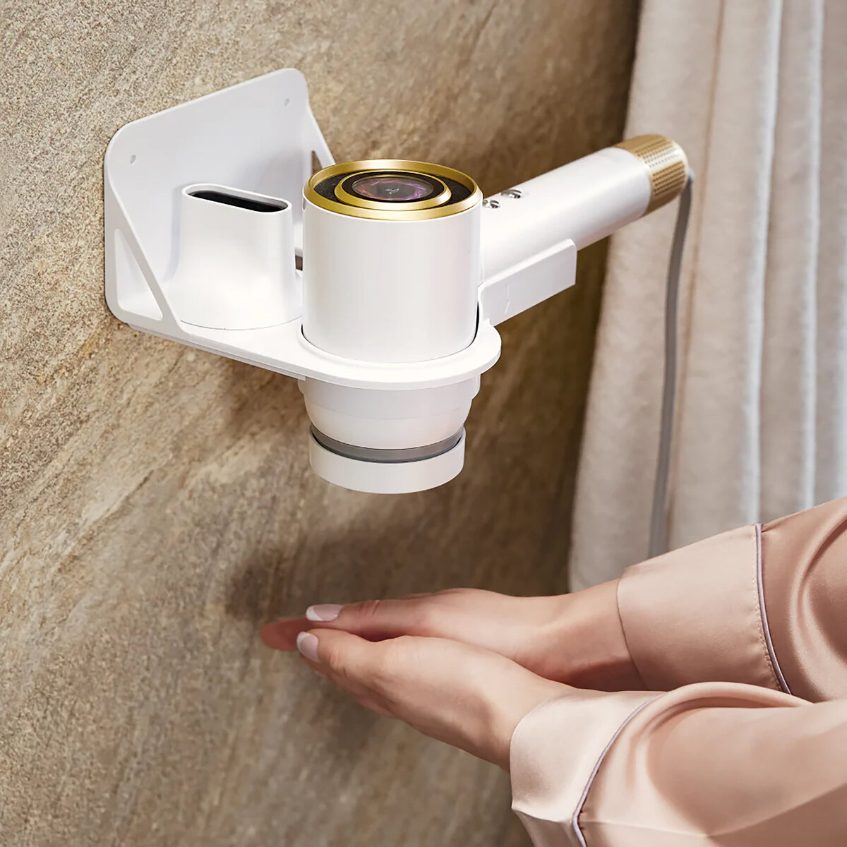 メラ バイイオニックハイスピードアロマヘアドライヤー / ハンドドライヤー