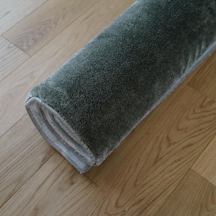 スミノエ 防炎、防音ラグ カーム 200 x 250cm ダークグリーン