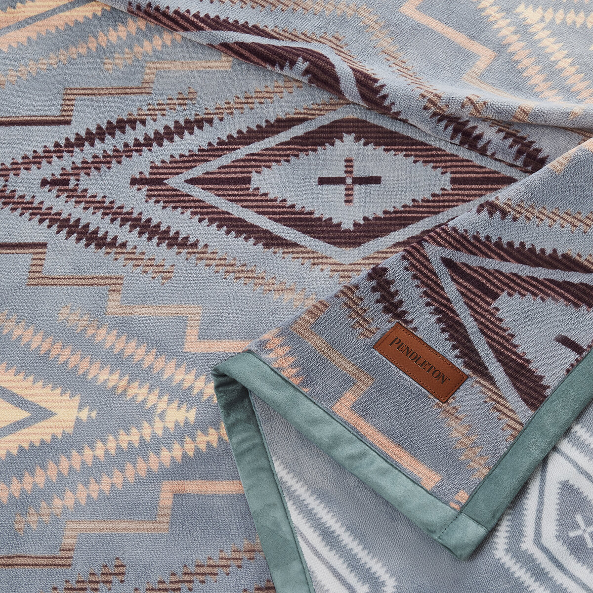 ペンドルトン 大判ひざ掛け リバーシブル 127cm x 177cm サンセットクロス