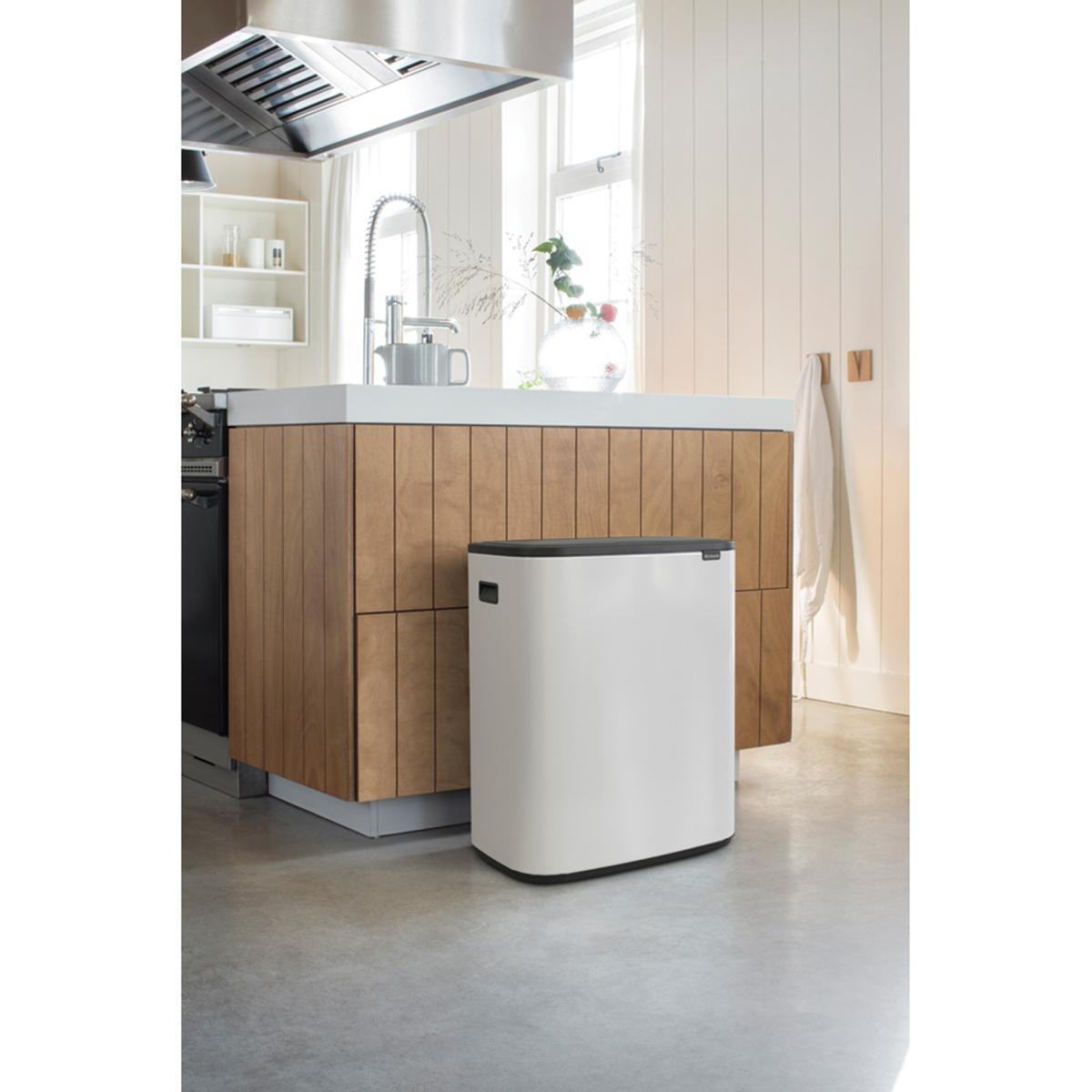 ブラバンシア Boタッチビン 2x30L   タッチ式ごみ箱 2分別  ホワイト  221408