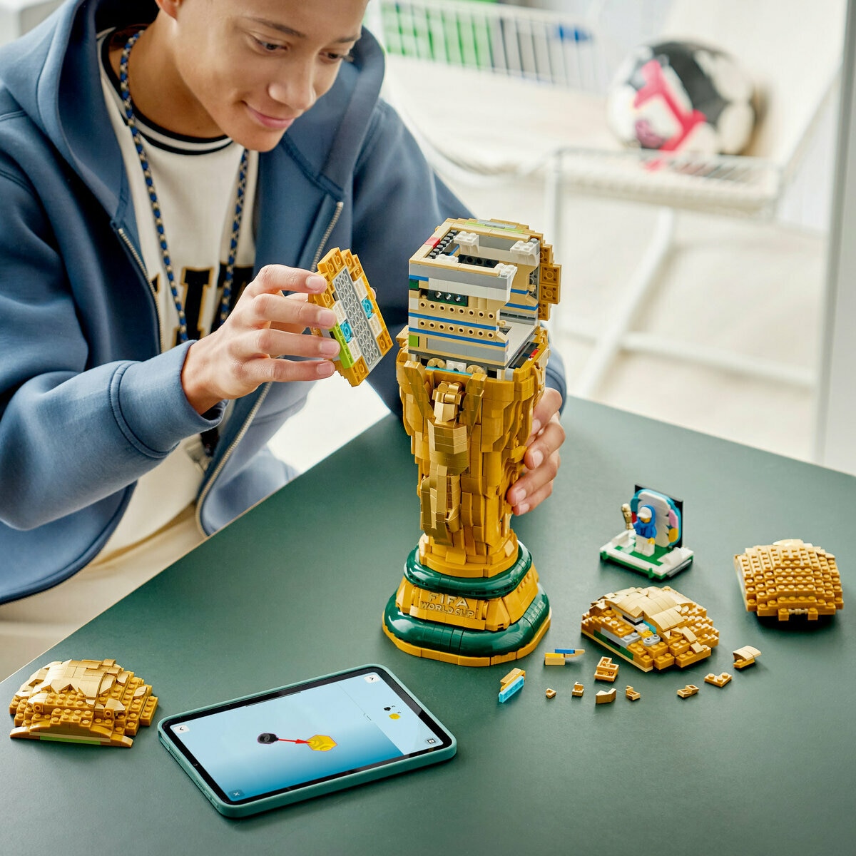 レゴ FIFA ワールドカップ™ 公式トロフィー レゴ FIFA ワールドカップ™ 公式トロフィー