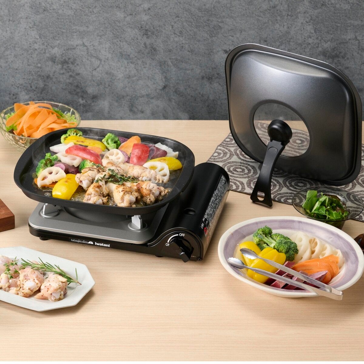 イワタニ 蓋付き焼き餃子プレート CB-A-FYP イワタニ 蓋付き焼き餃子プレート CB-A-FYP