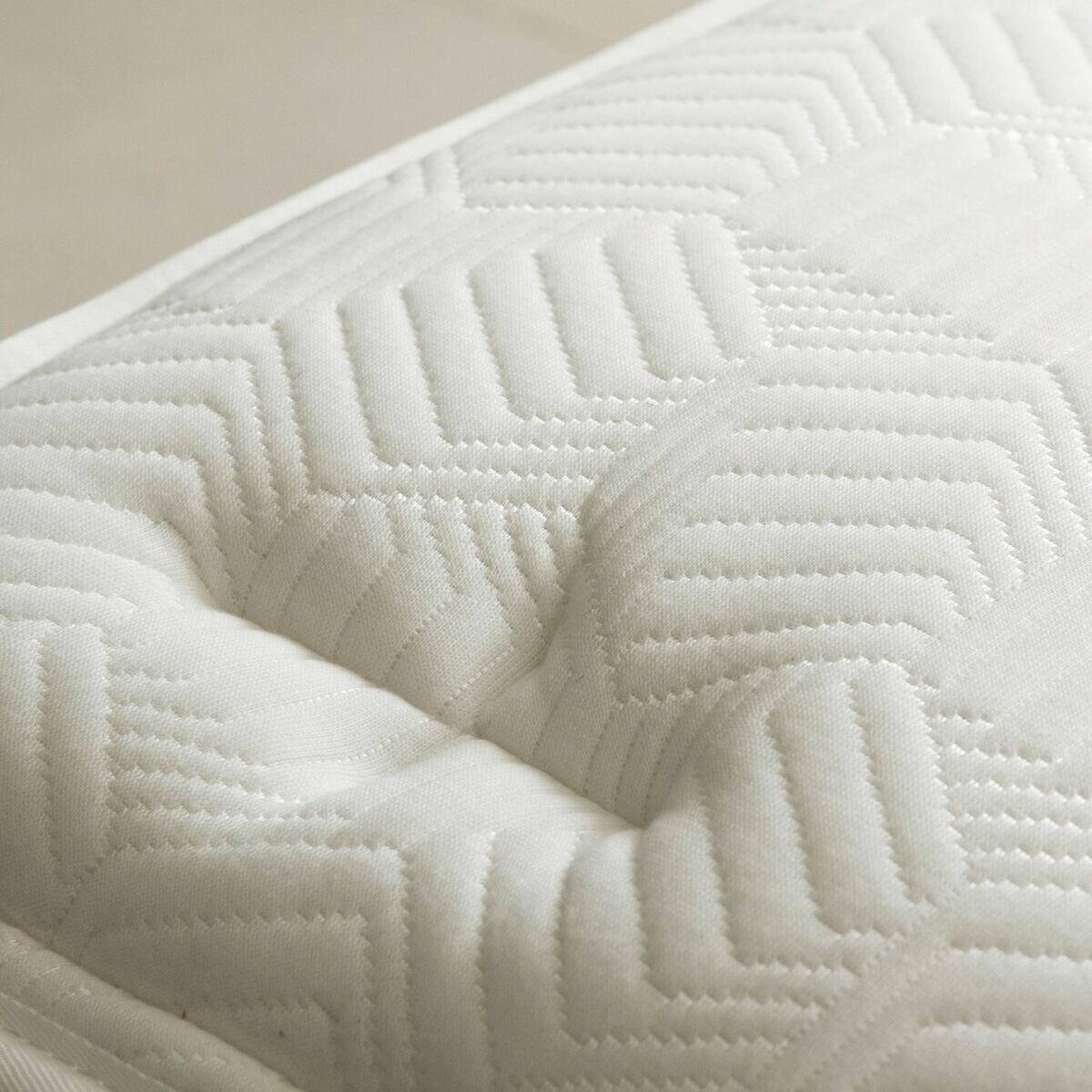 Zinus Prime Luxe ハイブリッドマットレス ダブル 33cm Zinus Prime Luxe ハイブリッドマットレス ダブル 33cm