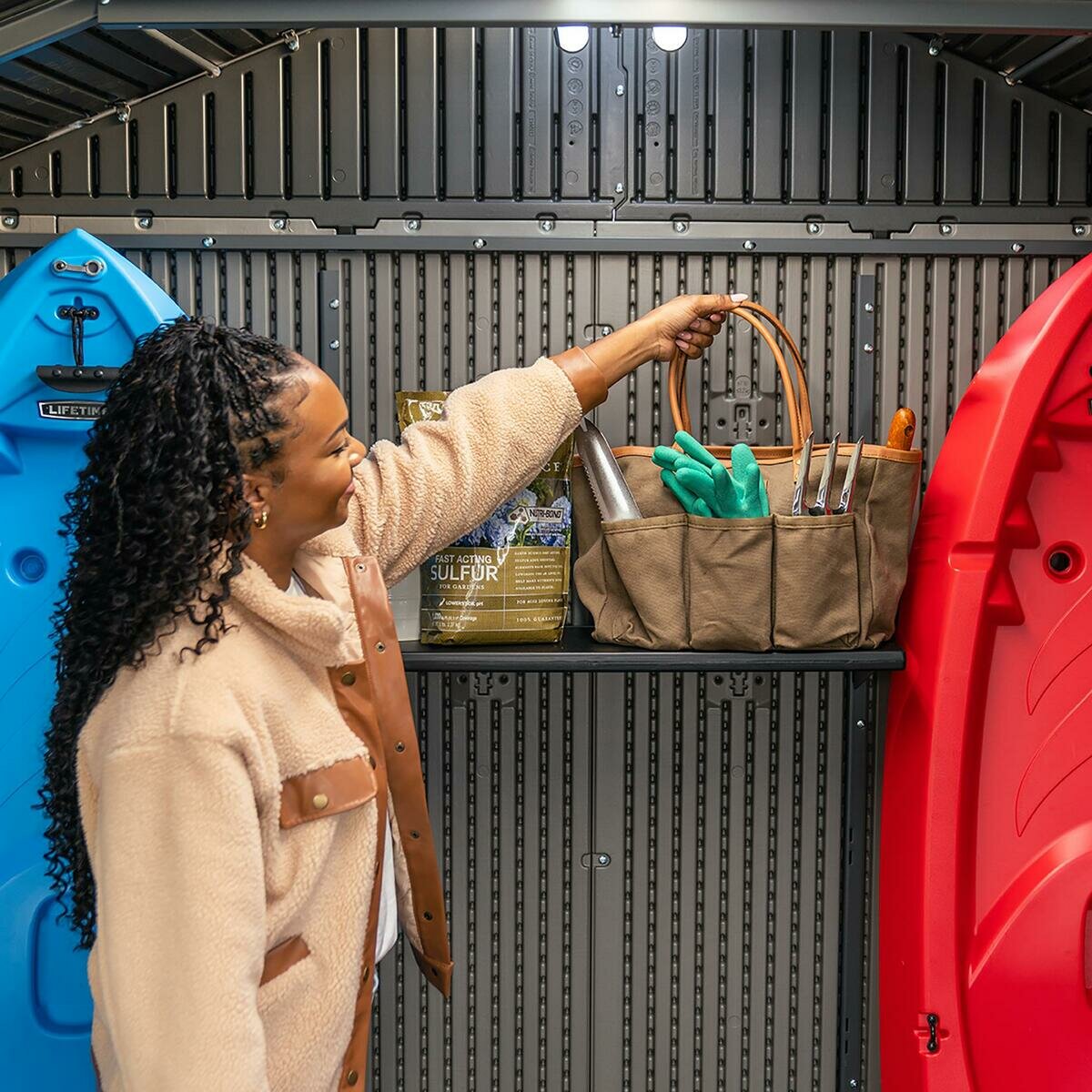 LIFETIME 7 x 14 フィート (2.1 x 4.3 m) 屋外用物置