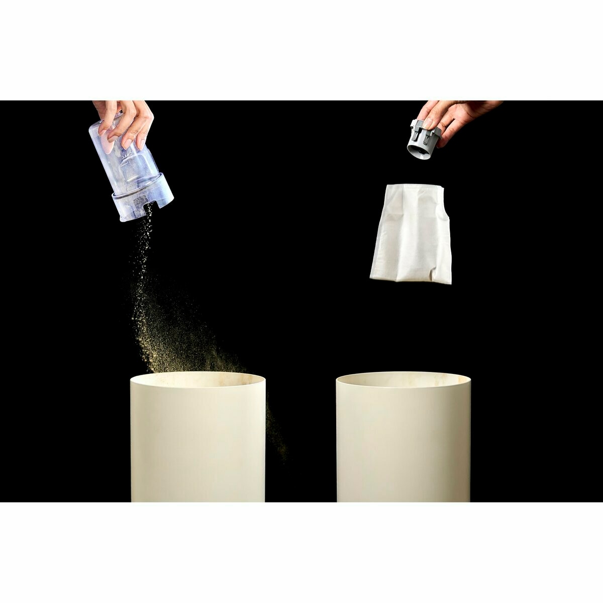 アイリスオーヤマ 充電式紙パックスティッククリーナー SBD-78P-W