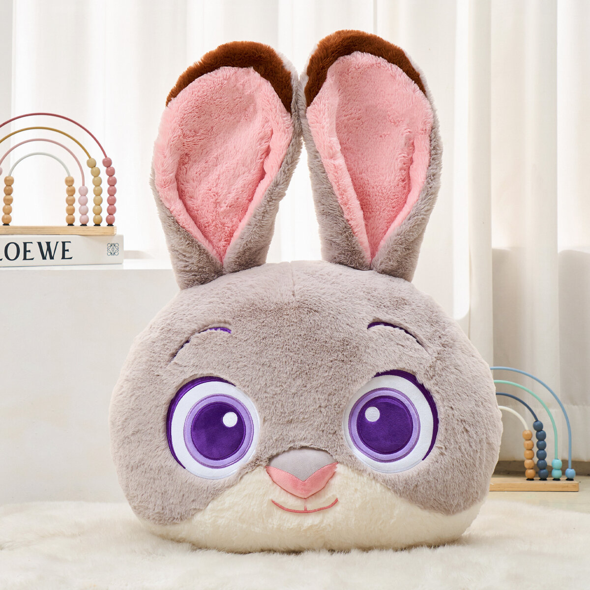 新品　Disney クッション ジュディ　大 ズートピア コストコ ぬいぐるみ Disney クッション ジュディー 53 x 28 x 78cm | Costco Japan