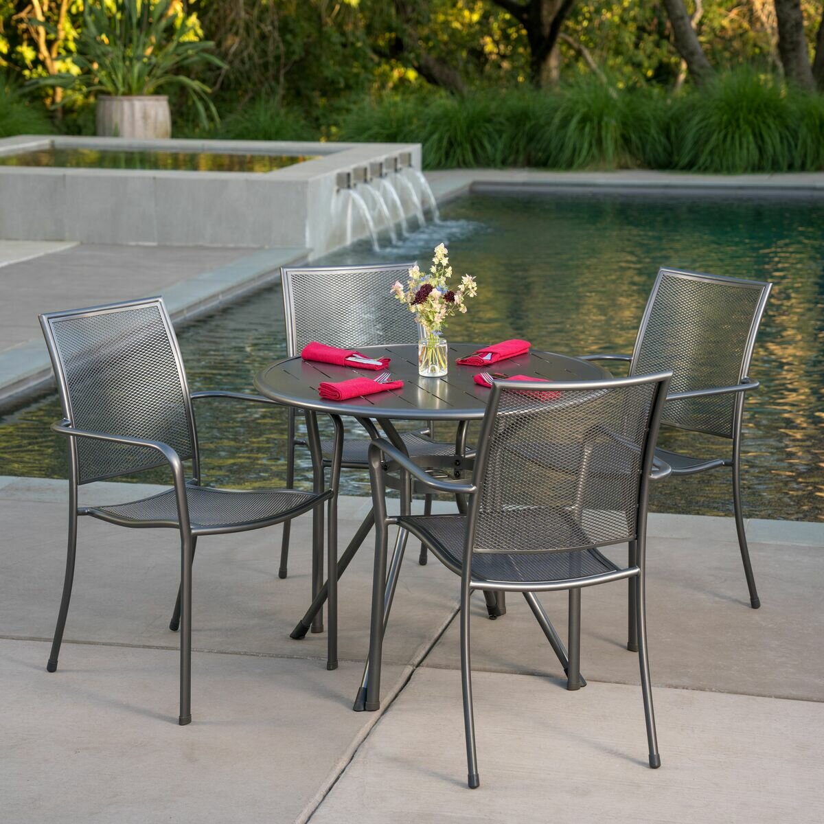 サンヴィラ Luca メッシュ スタッキング チェア サンヴィラ Luca メッシュ スタッキング チェア