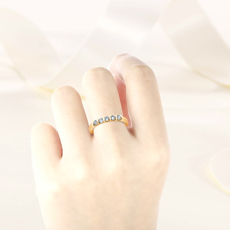 18K イエローゴールド 5粒ダイヤモンド リング 18K イエローゴールド 5粒ダイヤモンド リング