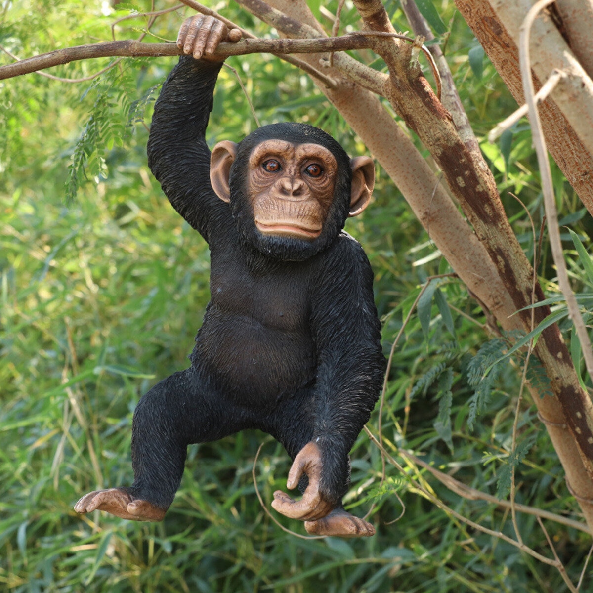 ウービア 手を上げるチンパンジーの置物 大 H13312