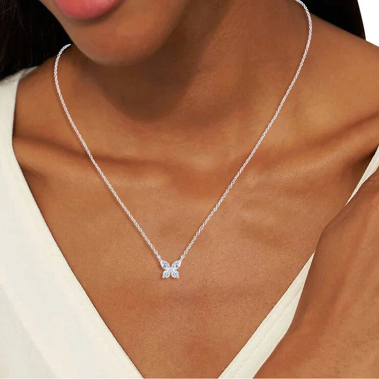14K ホワイトゴールド 0.41カラット ダイヤモンド バタフライ ネックレス