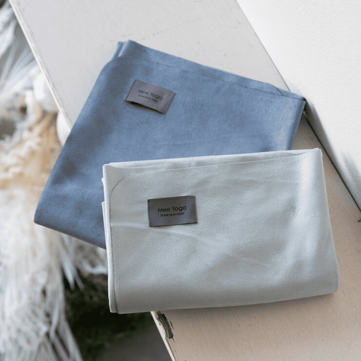 Mee Yoga ヨガタオル (マイクロファイバー) ブルー
