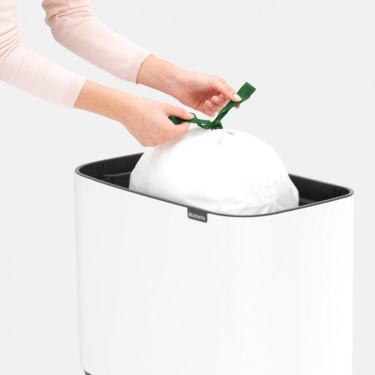 ブラバンシア Boタッチビン 36L タッチ式ごみ箱(脚つき) ブラバンシア Boタッチビン 36L タッチ式ごみ箱(脚つき)