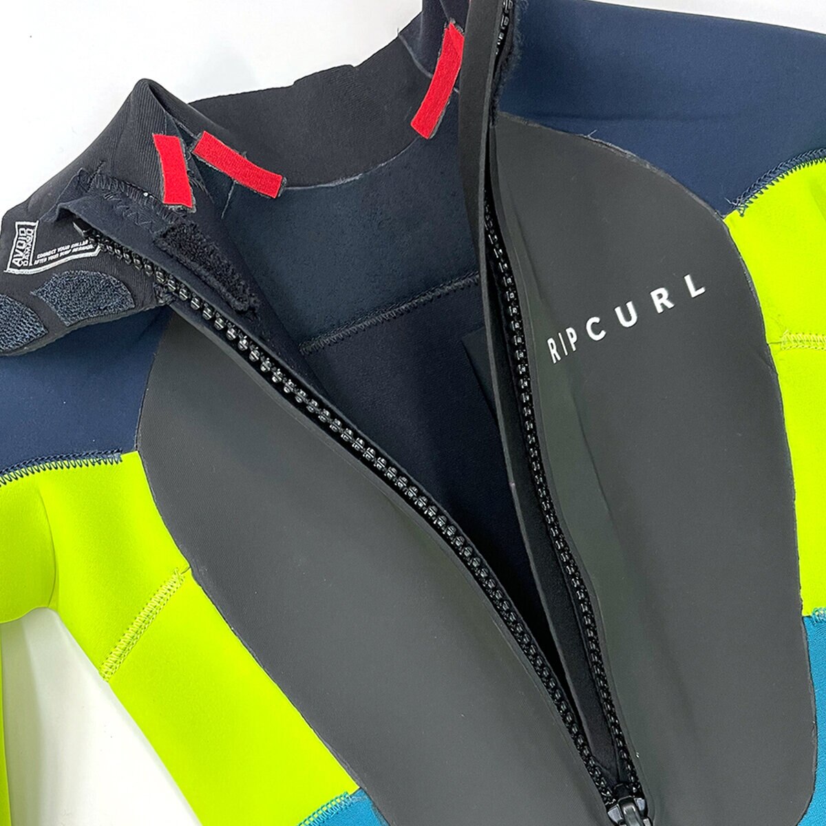 リップカール オメガ 子供用 3/2mm バックジップ ウェットスーツ 114BFS 14号