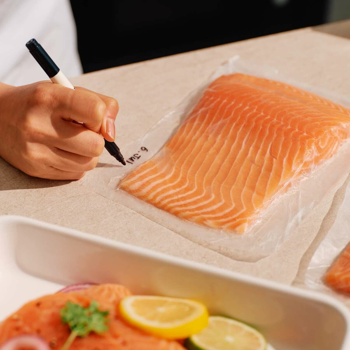 グラッド ストレージフードラップ 43.4m x 3本 グラッド ストレージフードラップ 43.4m x 3本