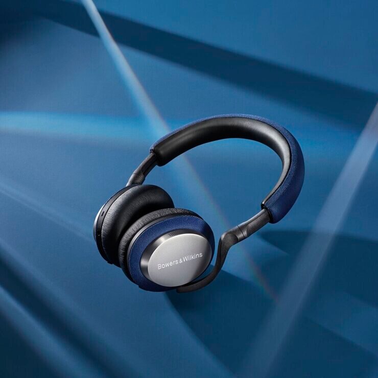 Bowers & Wilkins ワイヤレスヘッドホン PX5 ブルー Bowers & Wilkins ワイヤレスヘッドホン PX5 ブルー