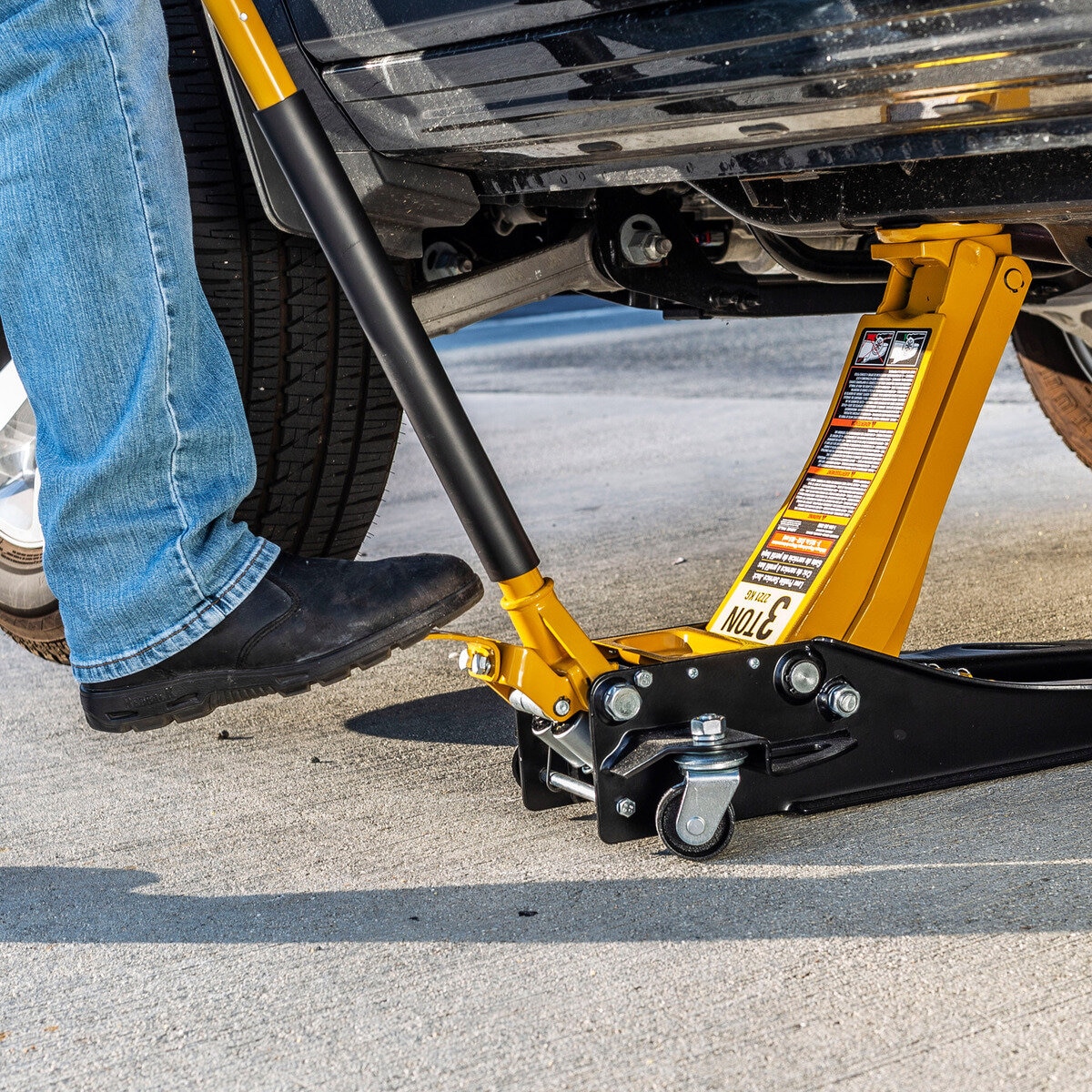 CAT 3トン 低床サービスジャッキ