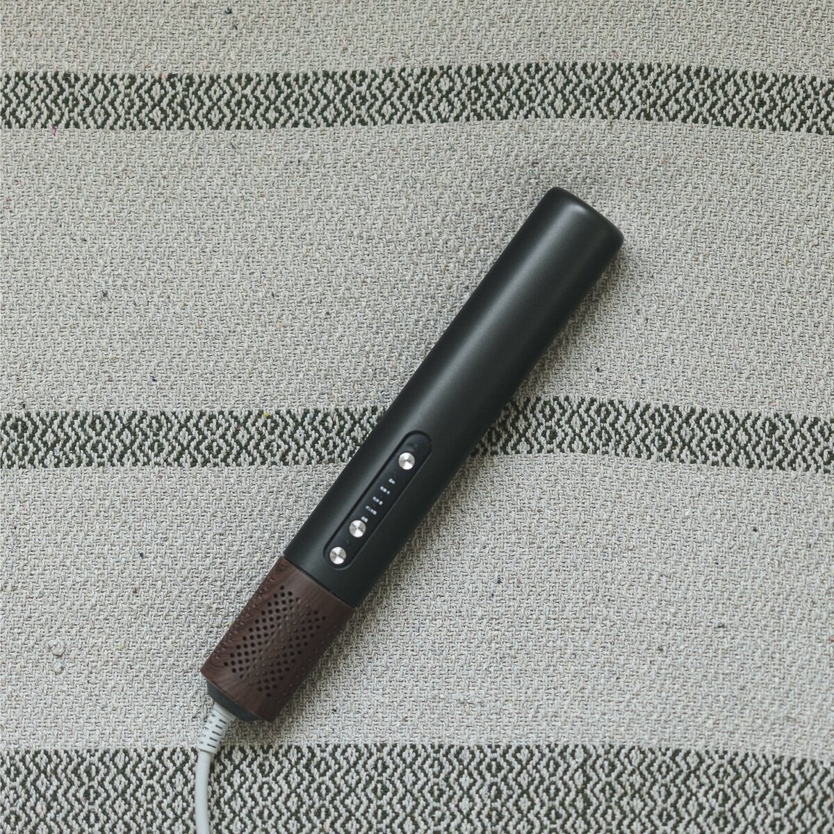 QUADS スマートふとん乾燥機 STICK DRY QS426 ブラック QUADS スマートふとん乾燥機 STICK DRY QS426 ブラック