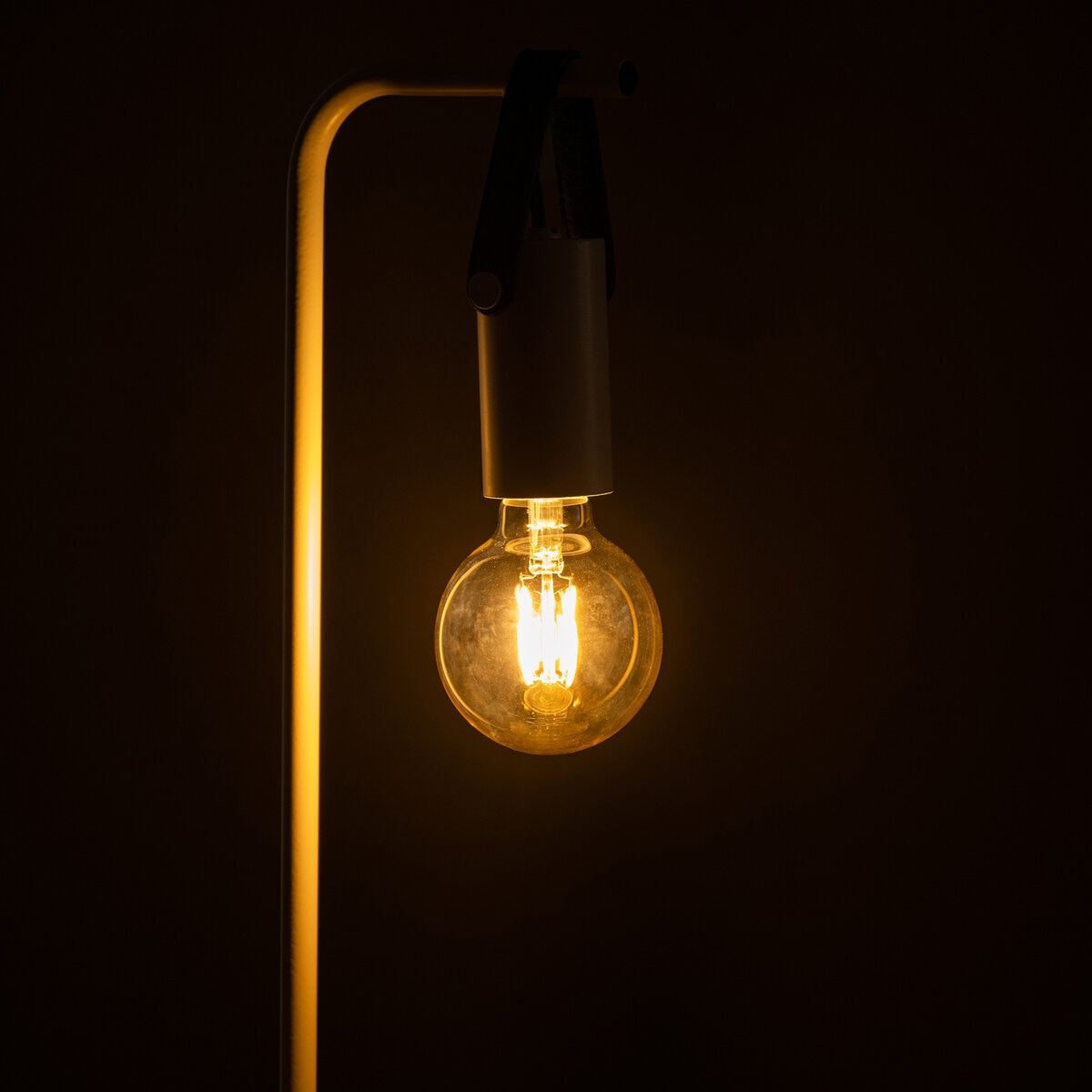 EGLO（エグロ）LED電球 A80 E26 204662J/204663J/204664J