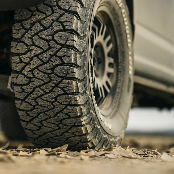 BFGOODRICH 245/75R16 AT T/A KO3 BFGOODRICH 245/75R16 AT T/A KO3