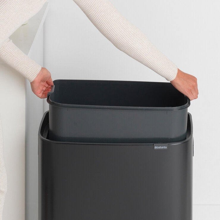 ブラバンシア Boタッチビン 60L タッチ式ごみ箱 ブラバンシア Boタッチビン 60L タッチ式ごみ箱