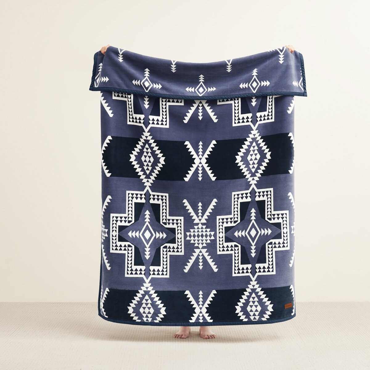 ペンドルトン 大判ひざ掛け リバーシブル 127cm x 177cm コネホス