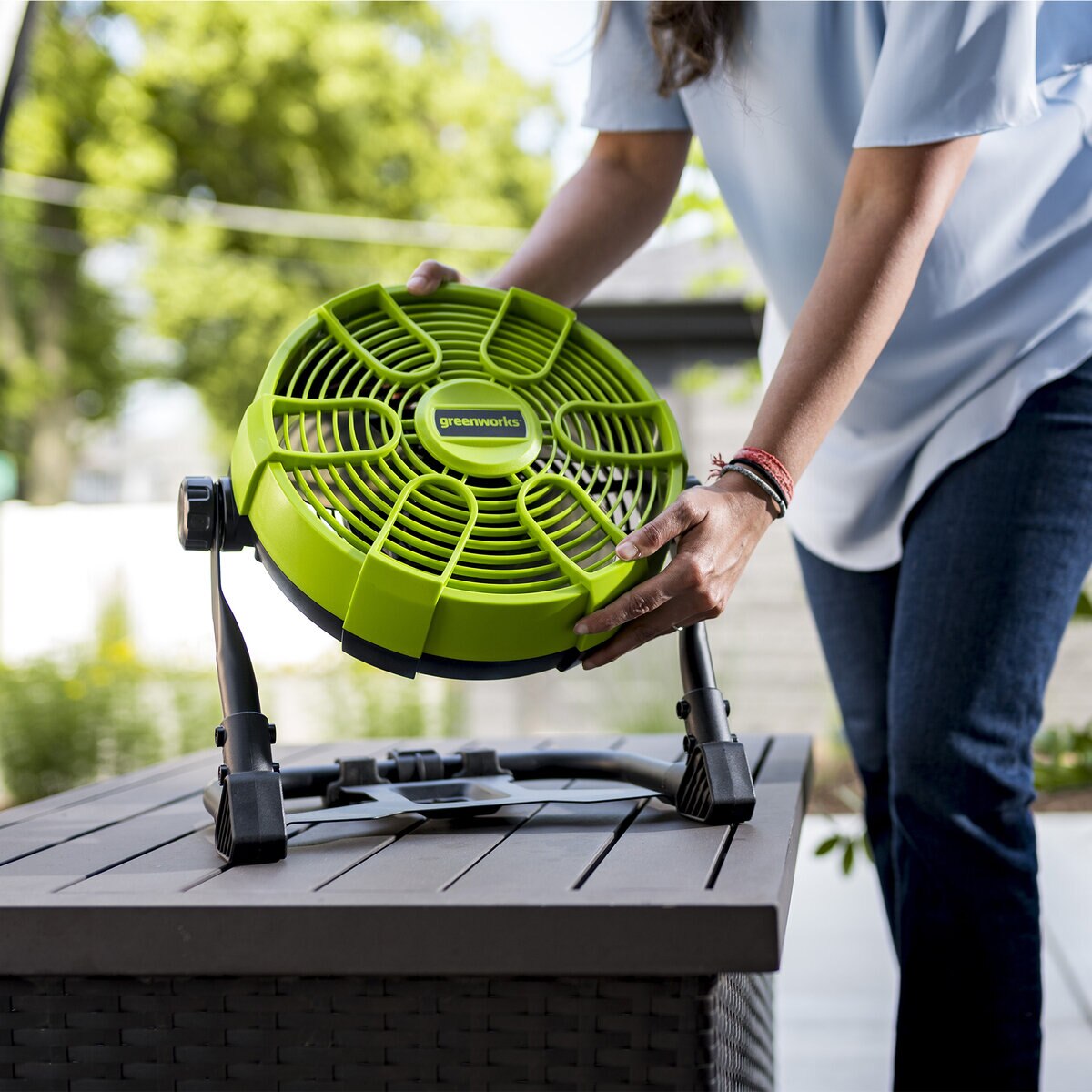 本体のみ、バッテリー別売】Greenworks 24V ポータブルファンPAG401