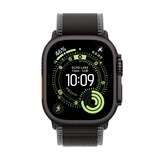 Apple Watch Ultra 3 Cellular 49mmブラックチタニウムケースとブラック/チャコールトレイルループ