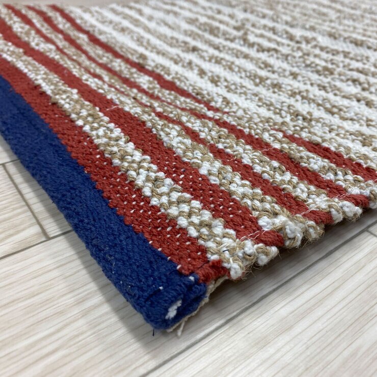 ヤスティ ピタットラグ 45 x 60cm ヤスティ ピタットラグ 45 x 60cm