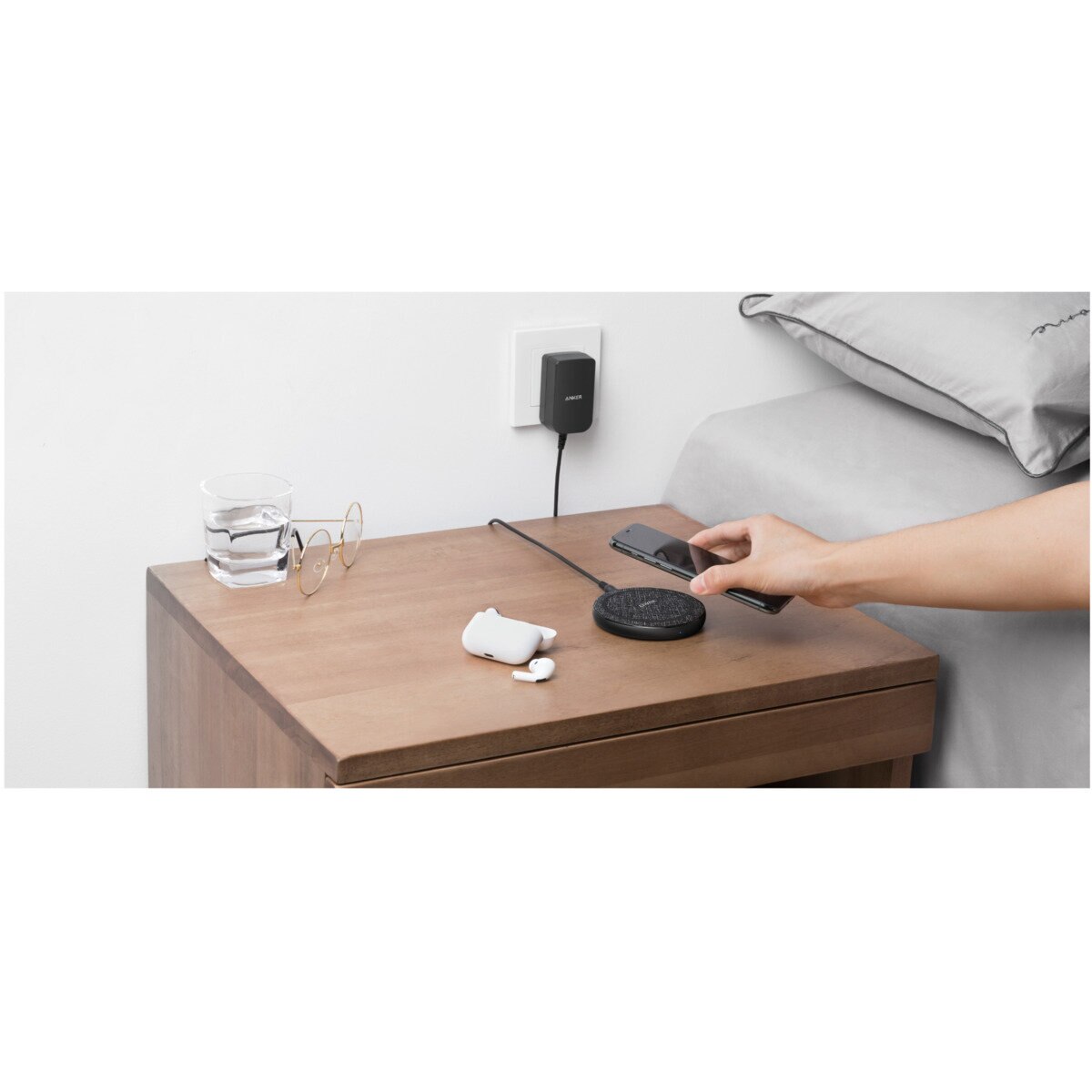 Anker（アンカー）パッド型ワイヤレス充電器 PowerWaveⅡ Sense Pad B2519NF1