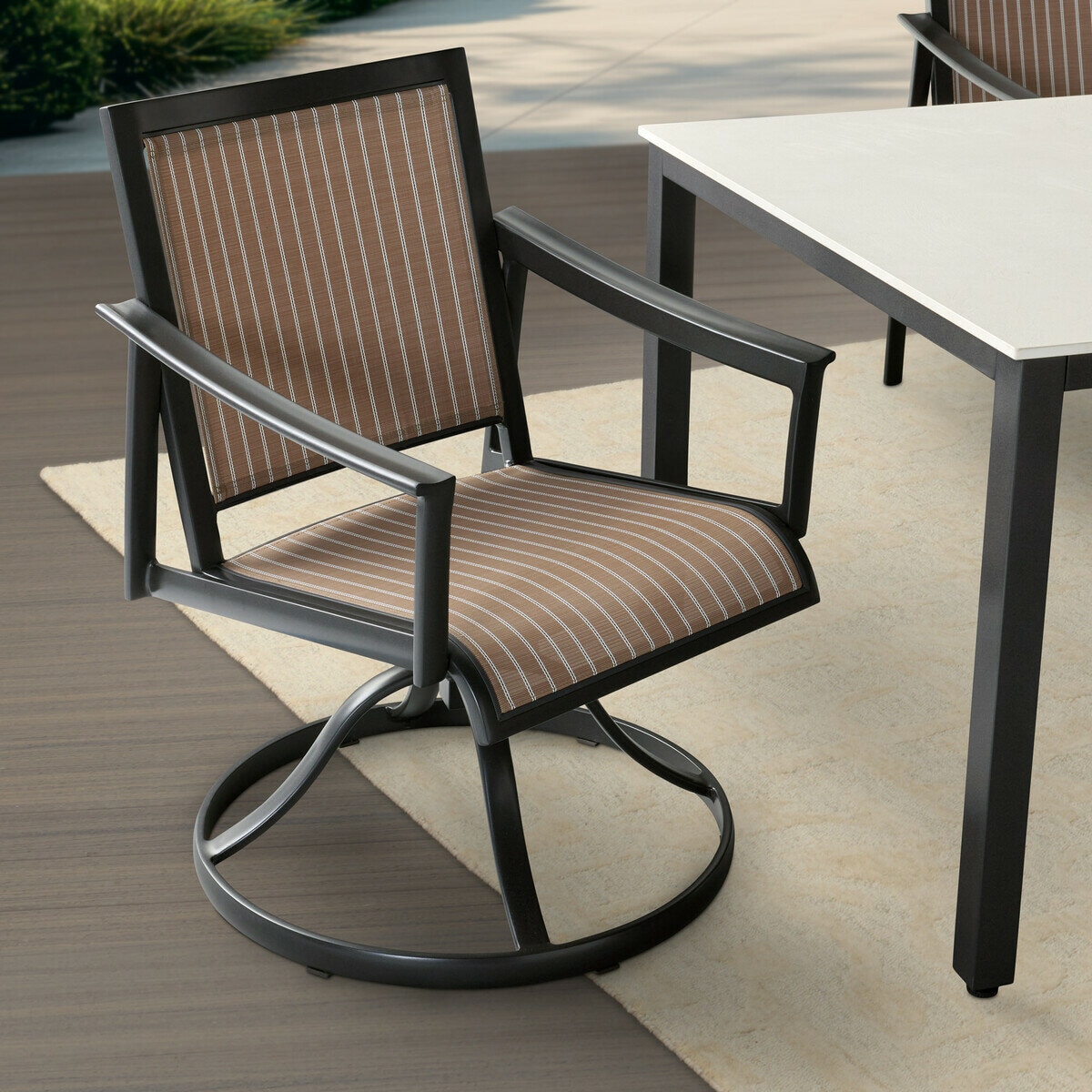 アジオ Stinsley 屋外用 ダイニング 7点セット アジオ Stinsley 屋外用 ダイニング 7点セット