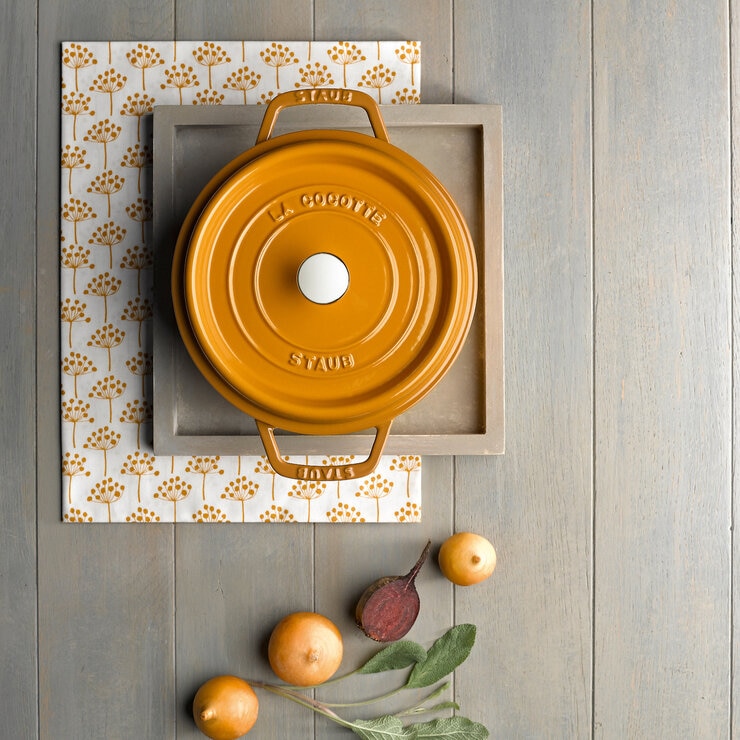 STAUB 約18cm マスタードカラー ピコ・ココット 18cm マスタード｜ココット｜ストウブ公式リユース通販