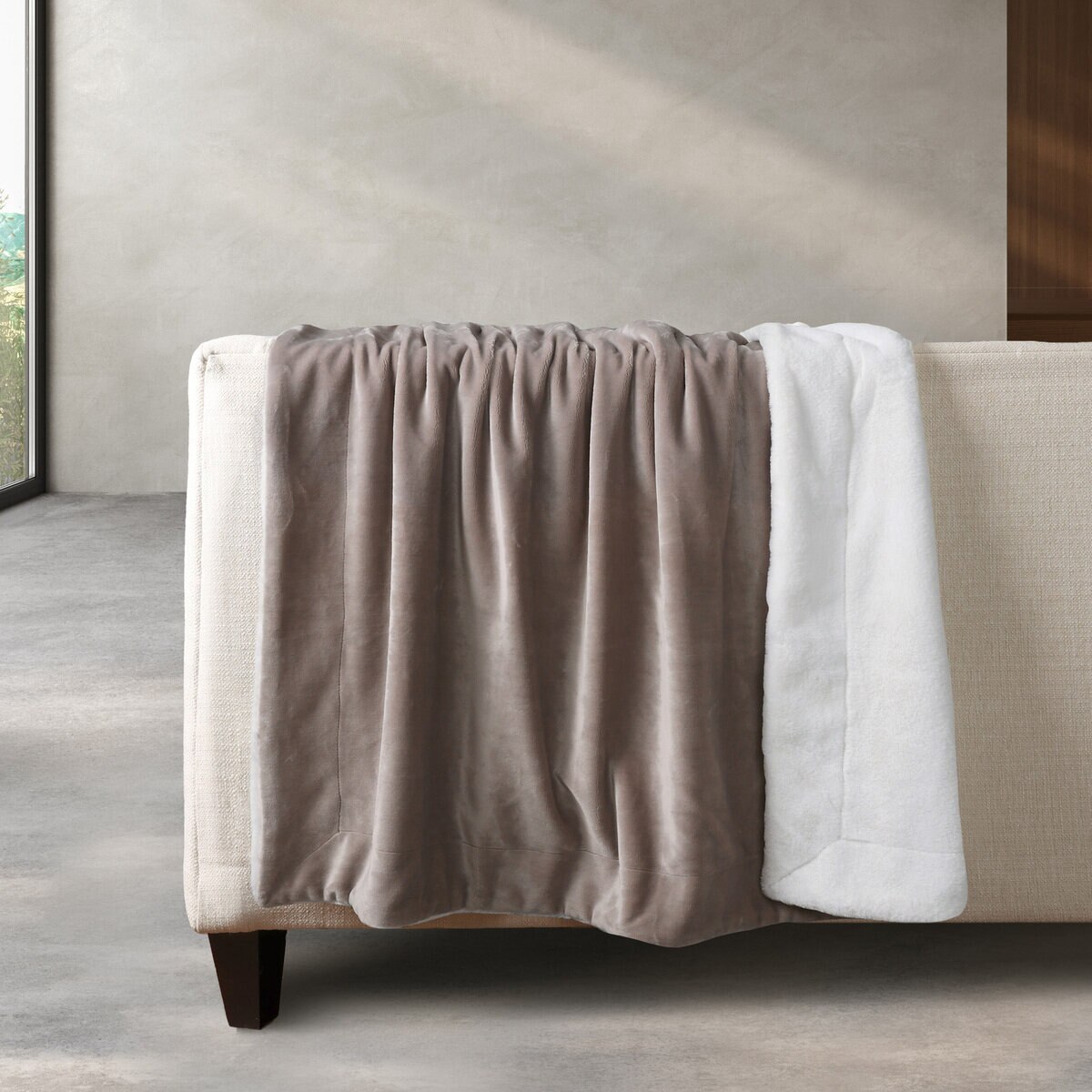 NEMCOR フェイクファー 大判ひざ掛け 152cm x 177cm フェイクファー