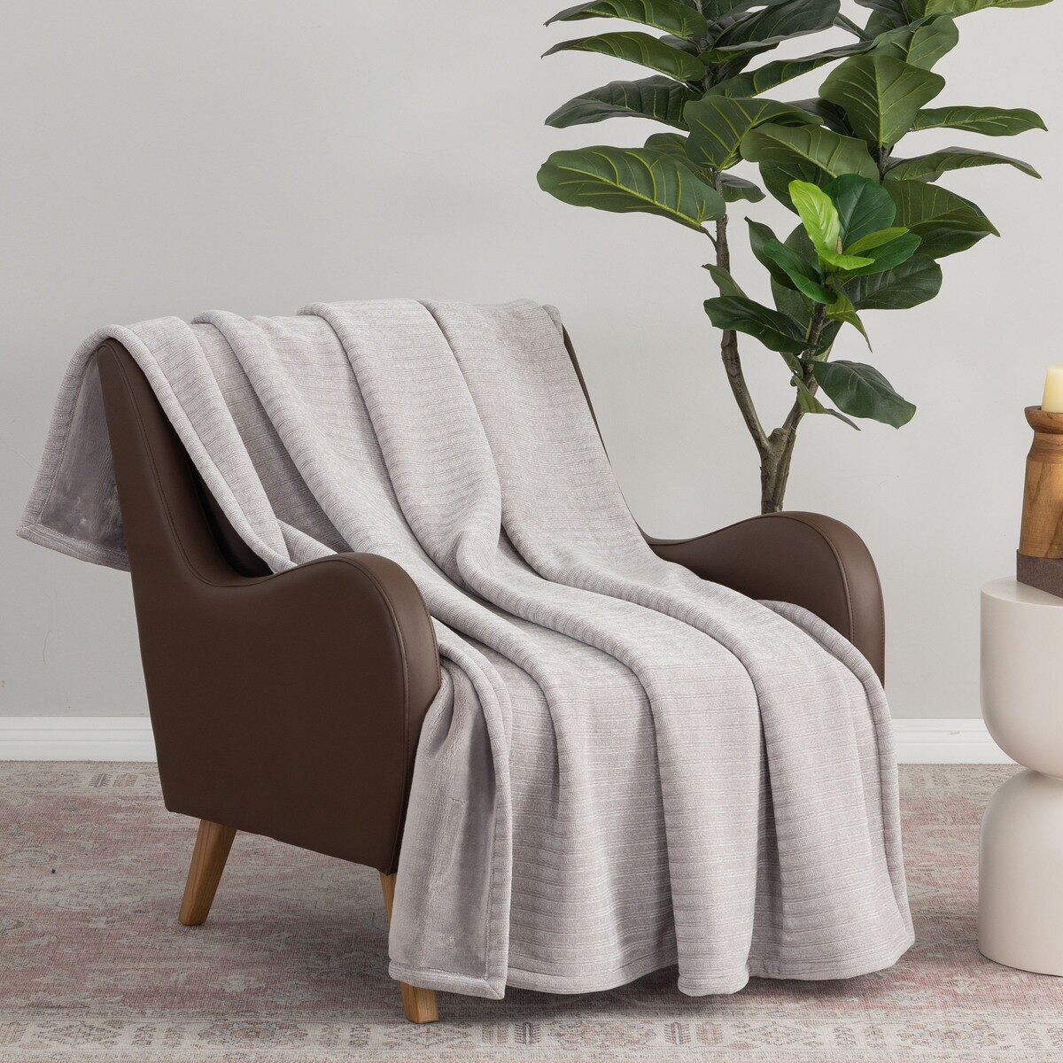 CHENILLE 大判ひざ掛け 152cm x 177cm グレー | Costco Japan