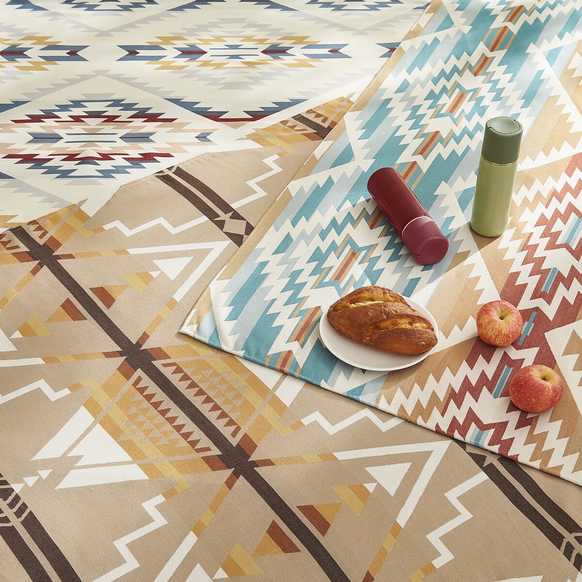 Pendleton アウトドア ブランケット 182 x 182cm