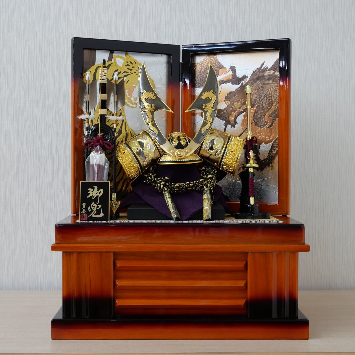 五月人形 兜収納飾り KS-26798A 五月人形 兜収納飾り KS-26798A