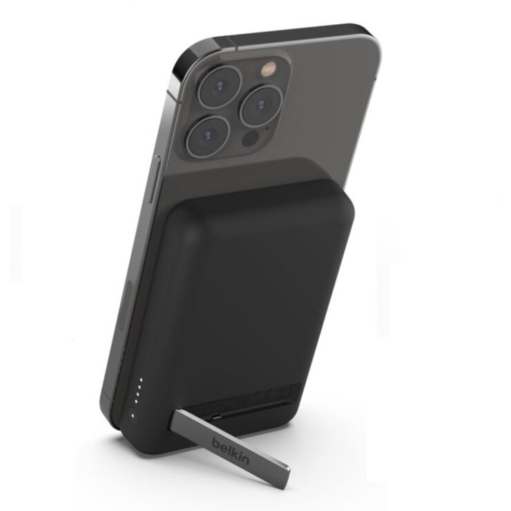 Belkin MagSafe対応 ワイヤレス モバイルバッテリー 5000mAh スタンド付き Belkin MagSafe対応 ワイヤレス モバイルバッテリー 5000mAh スタンド付き