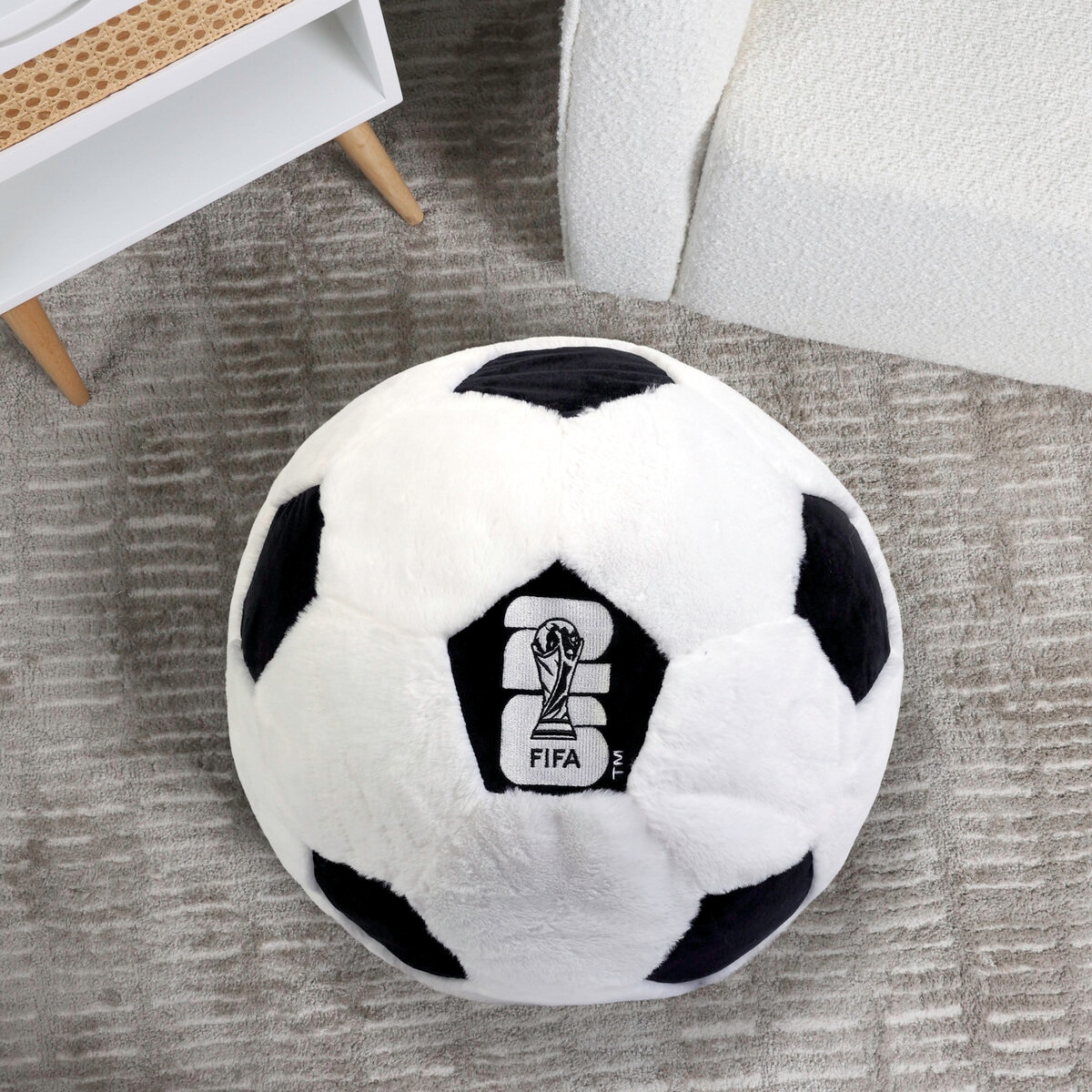 FIFA ワールドカップ サッカーボール クッション モノクロ FIFA ワールドカップ サッカーボール クッション モノクロ