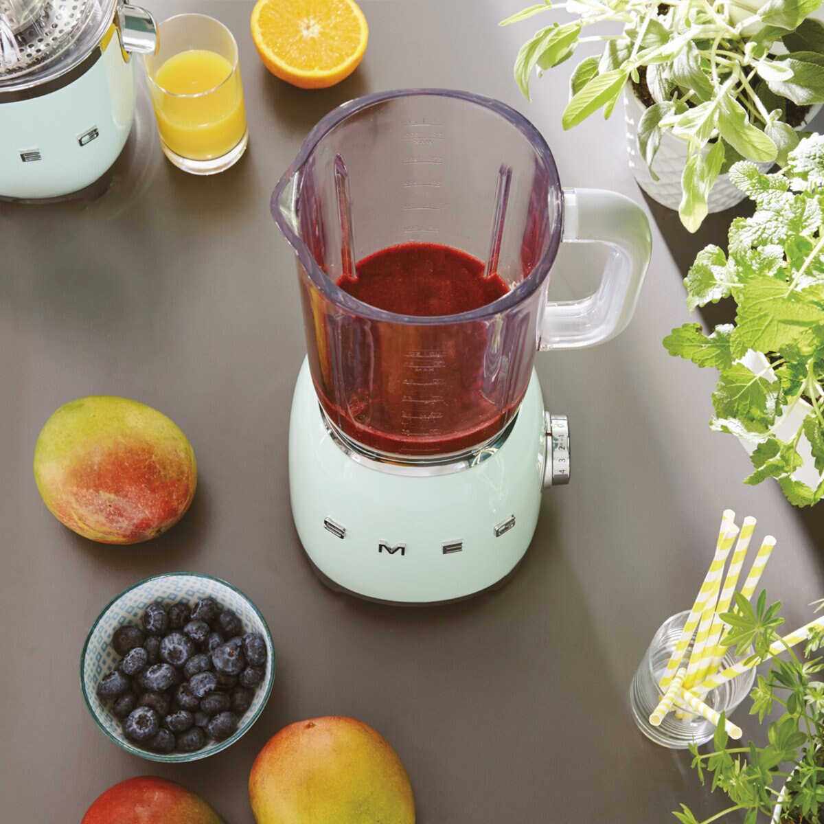SMEG ブレンダー BLF01 ホワイト