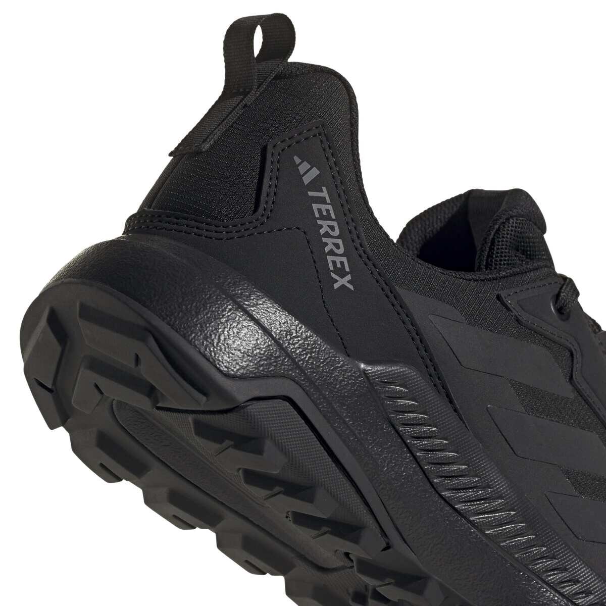 アディダス プレデター (Climaproof) 9号 アディダス プレデター (Climaproof) 9号 アディダス プレデター