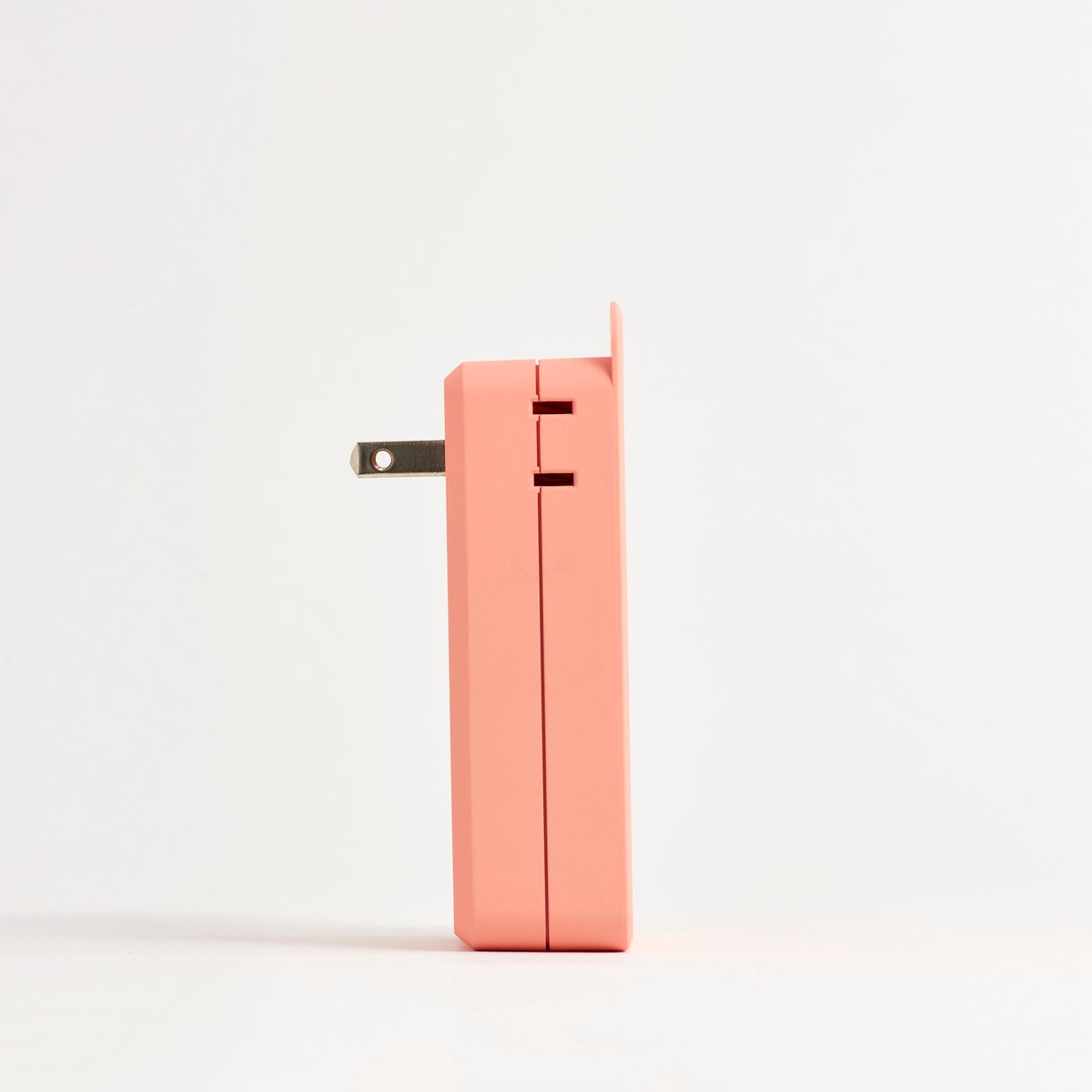 Fargo（ファーゴ）SATI COLOR(サティカラー) AC4個口 4.2A USB 全14色 CT221 コーラルピンク
