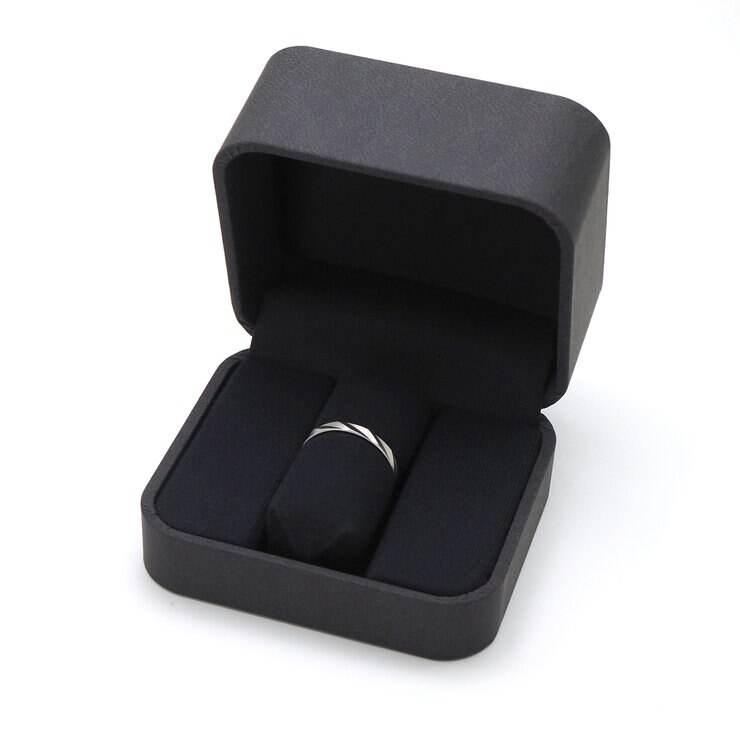 プラチナ 950 マリッジリング 2.6mm 14号