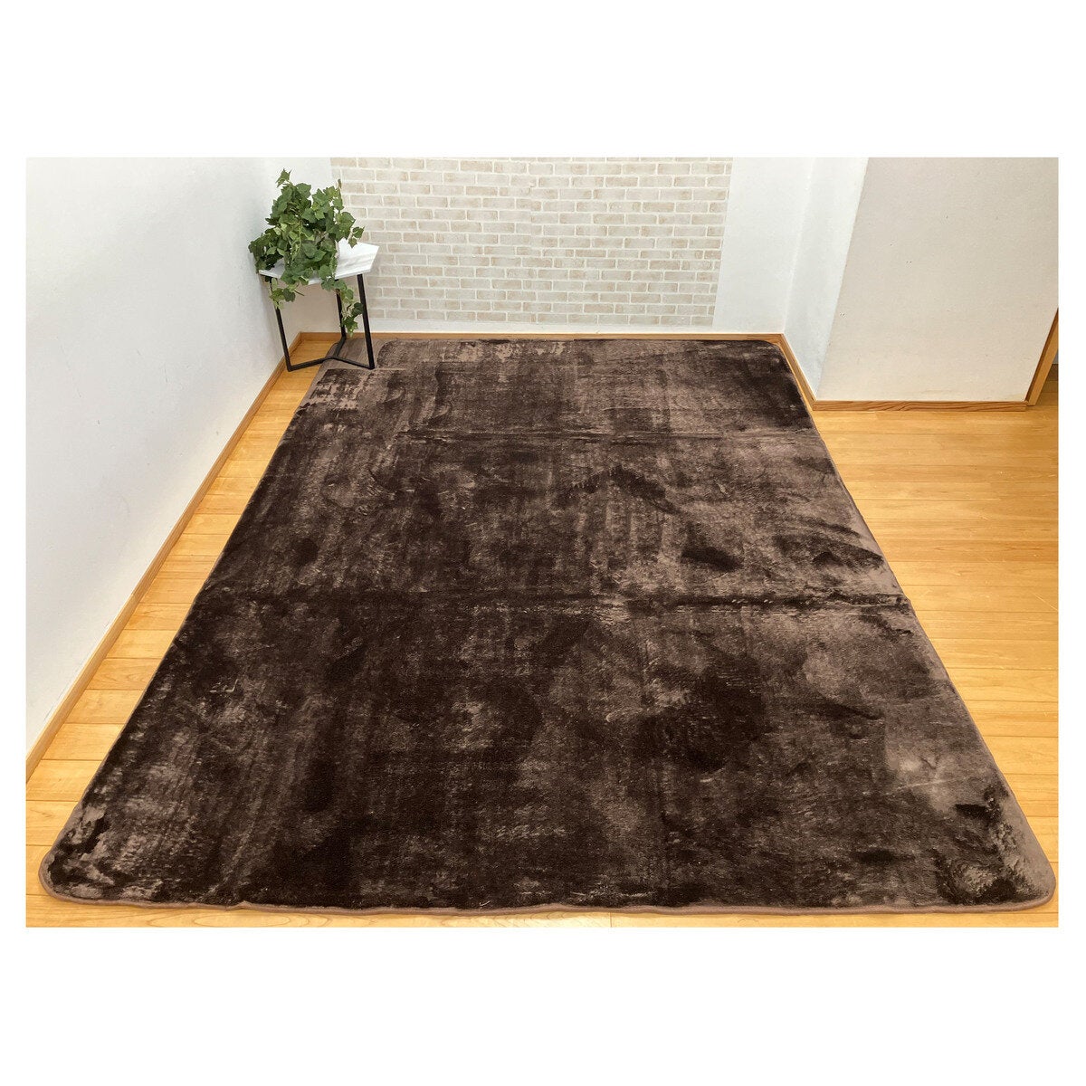 昭和西川 極厚フランネルラグ 200 x 270cm 昭和西川 極厚フランネルラグ 200 x 270cm