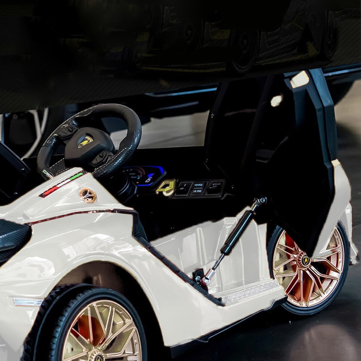 子ども用電動乗用カー ランボルギーニ ホワイト
