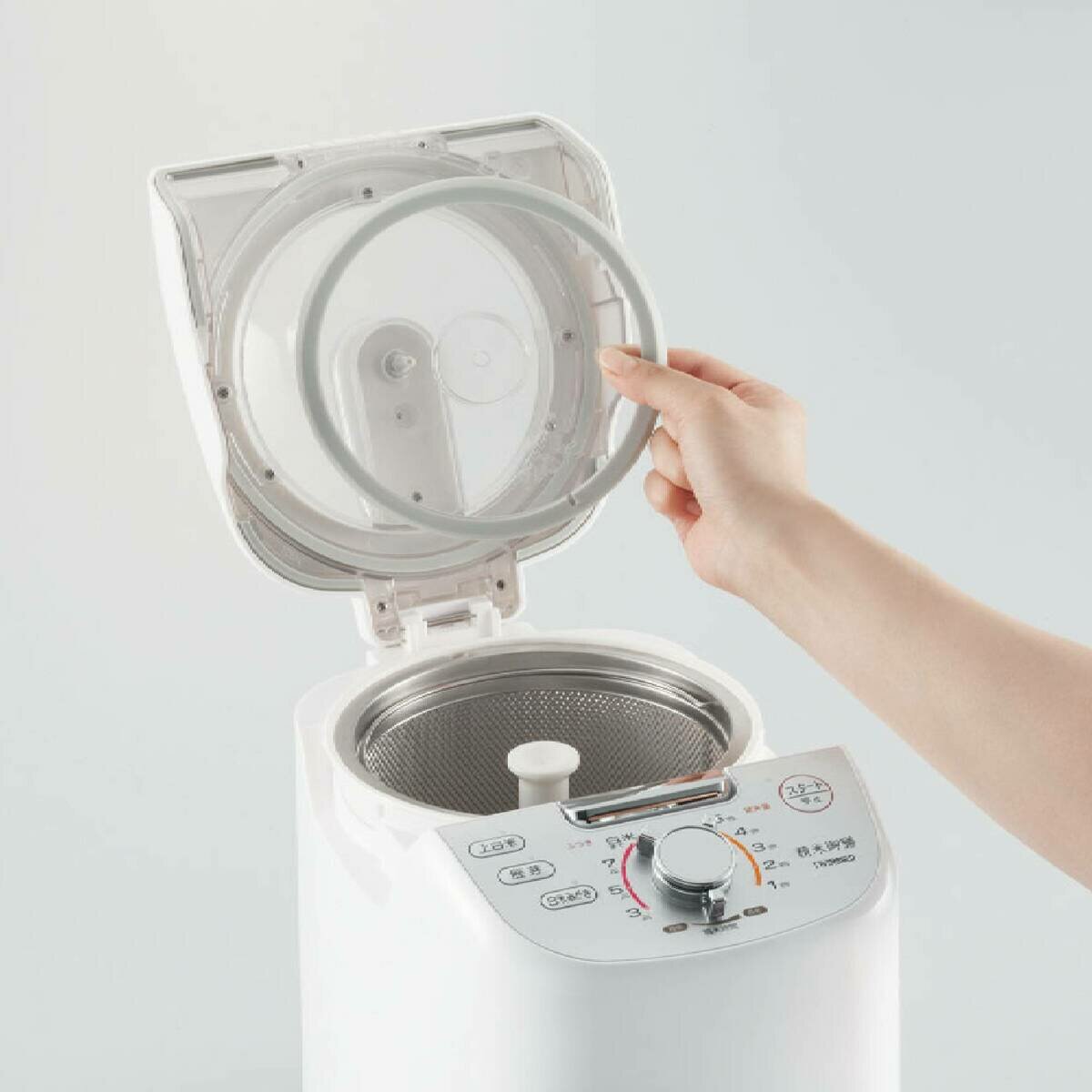 ツインバード コンパクト精米器 5合 MR-E751W